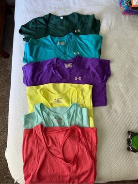 Under Armour Women's Tops - Green, Teal, Purple, Yellow, Mint, Red